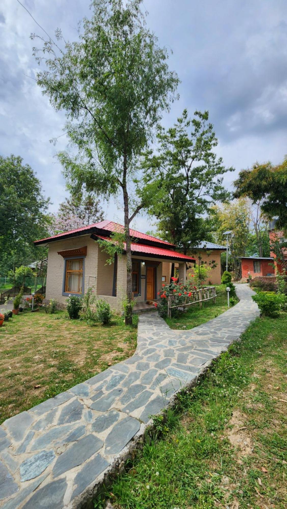 Namlang Resort Bīr 外观 照片