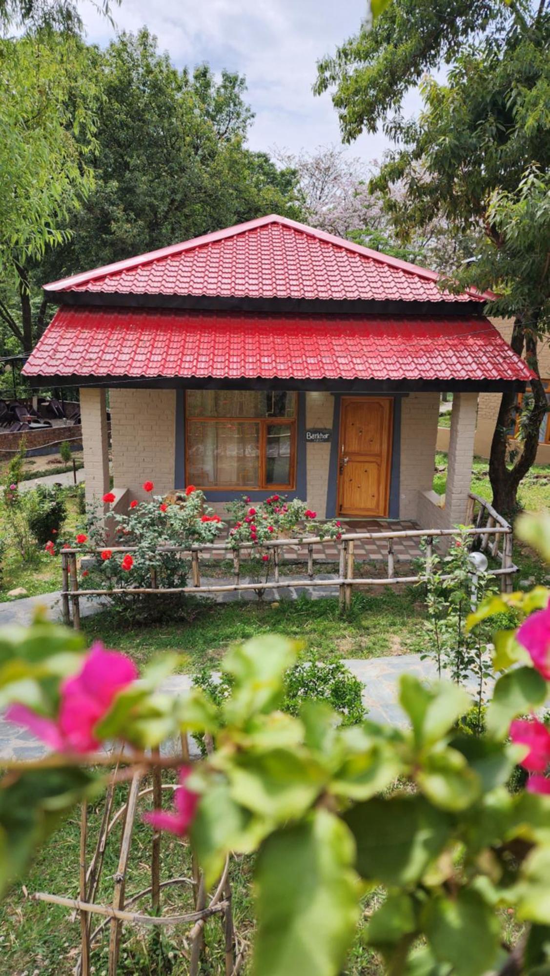 Namlang Resort Bīr 外观 照片
