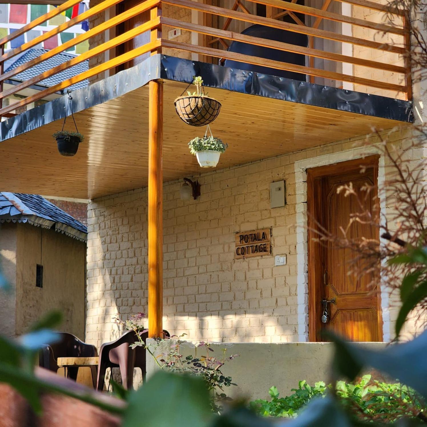 Namlang Resort Bīr 外观 照片